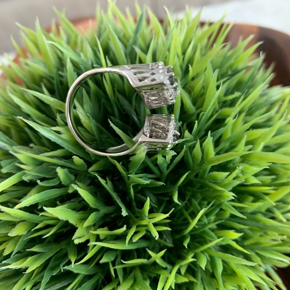 Beautiful adjustable ring - Picture 4 of 4